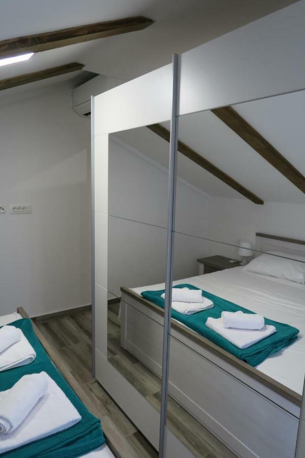 Family Apartment Baška Extérieur photo
