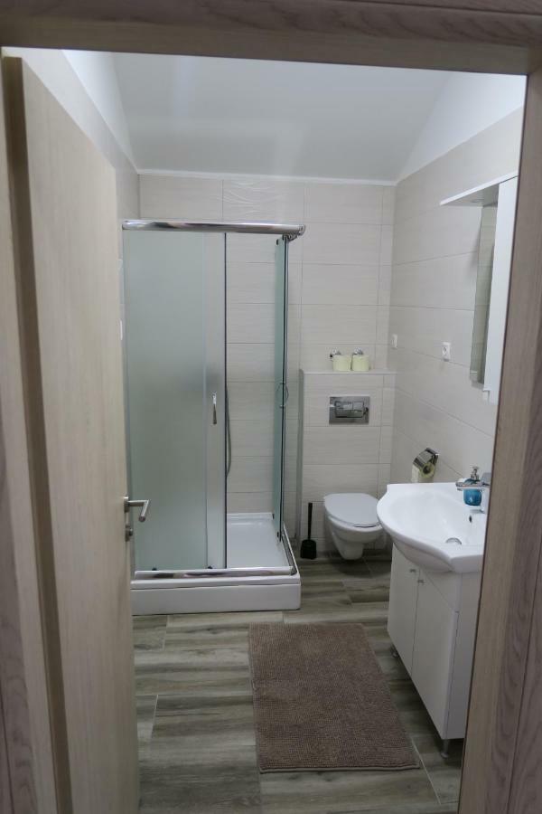 Family Apartment Baška Extérieur photo