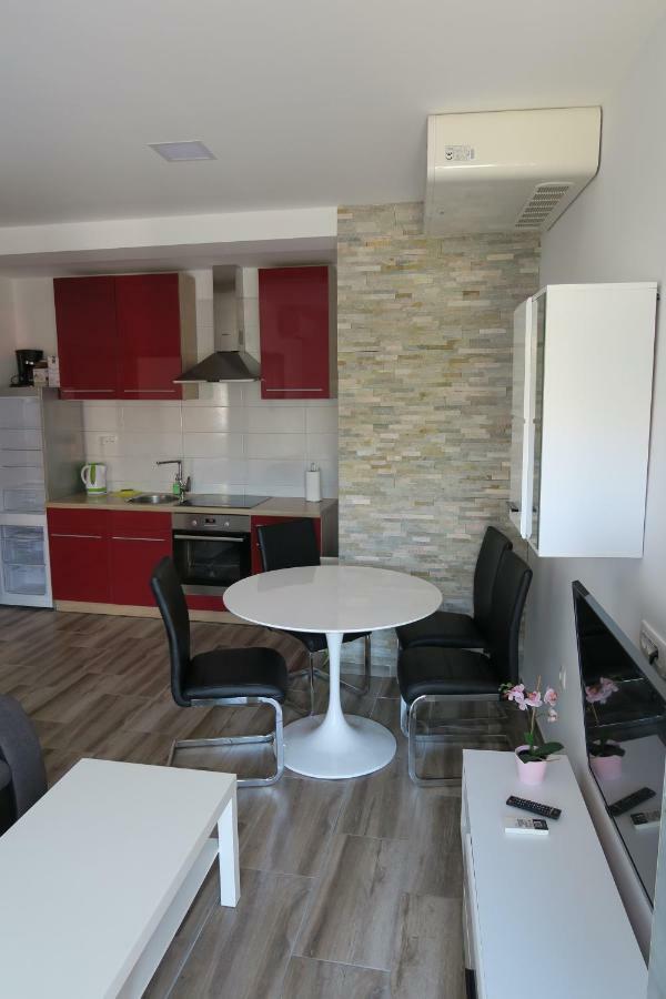 Family Apartment Baška Extérieur photo